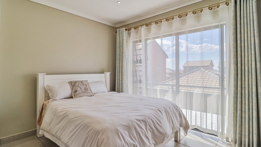 3 Bedroom Property for Sale in Lion Pride Gauteng