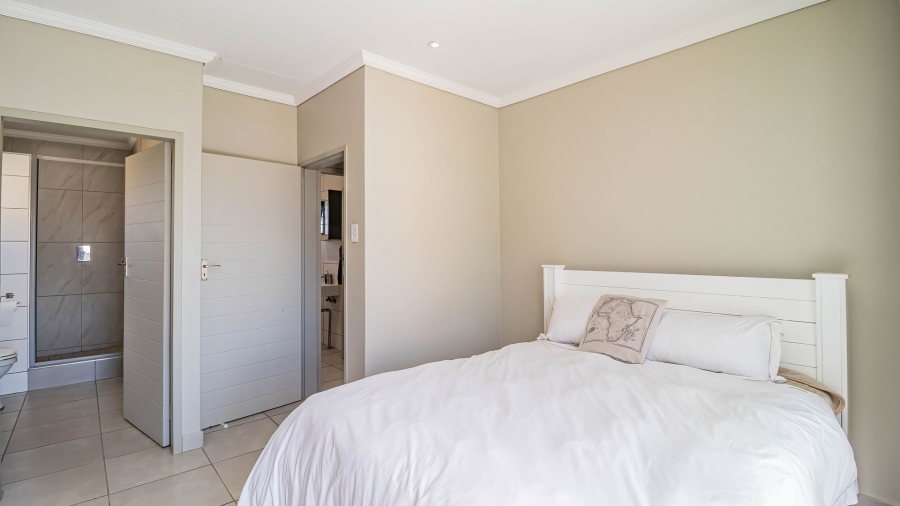 3 Bedroom Property for Sale in Lion Pride Gauteng