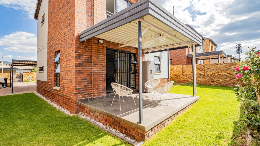 3 Bedroom Property for Sale in Lion Pride Gauteng