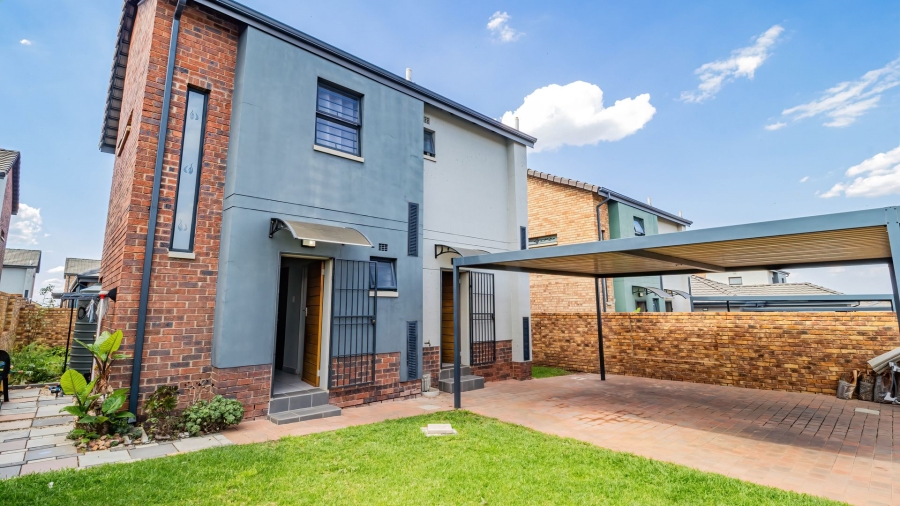3 Bedroom Property for Sale in Lion Pride Gauteng