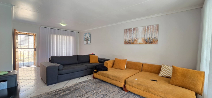 3 Bedroom Property for Sale in Equestria Gauteng