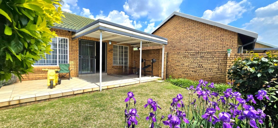 3 Bedroom Property for Sale in Equestria Gauteng