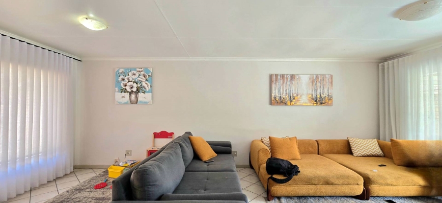 3 Bedroom Property for Sale in Equestria Gauteng