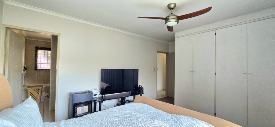 3 Bedroom Property for Sale in Equestria Gauteng