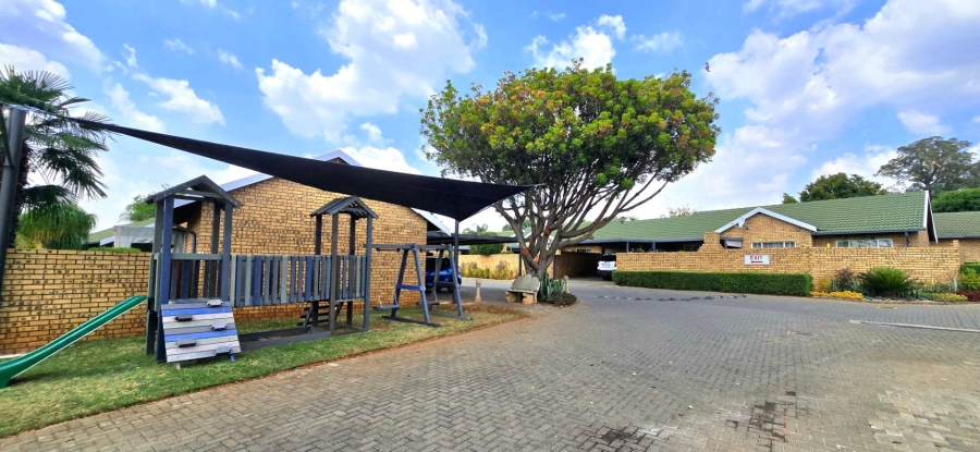 3 Bedroom Property for Sale in Equestria Gauteng