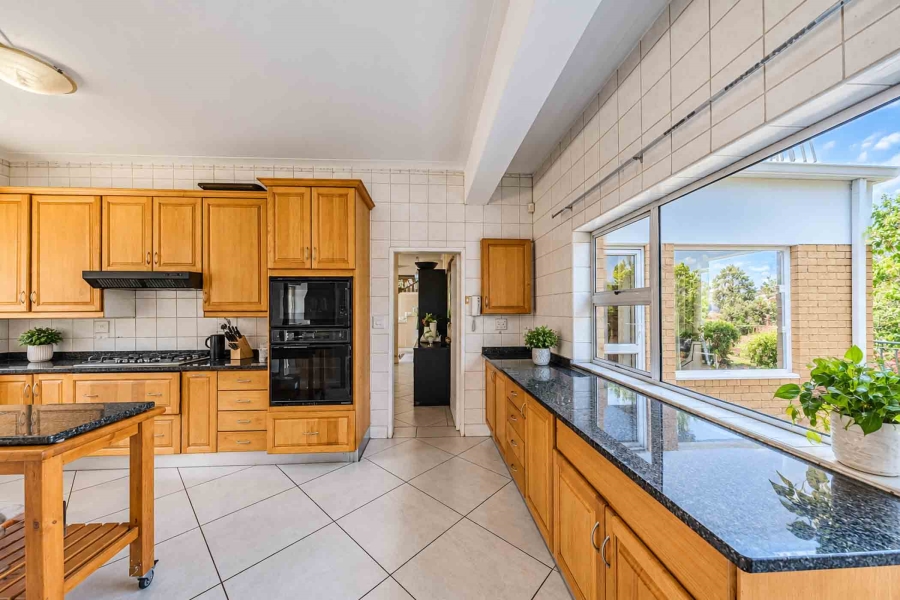 10 Bedroom Property for Sale in Eastwood Gauteng