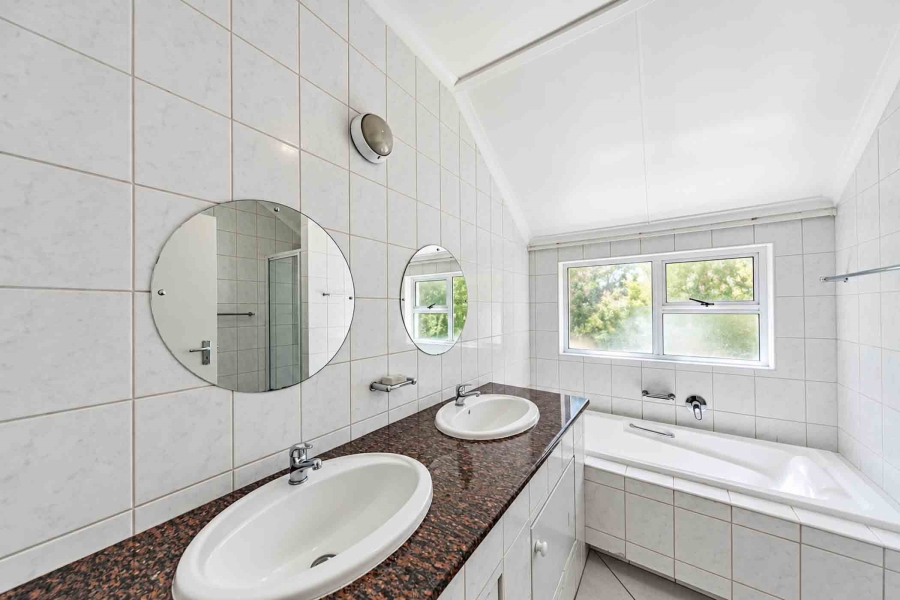 10 Bedroom Property for Sale in Eastwood Gauteng