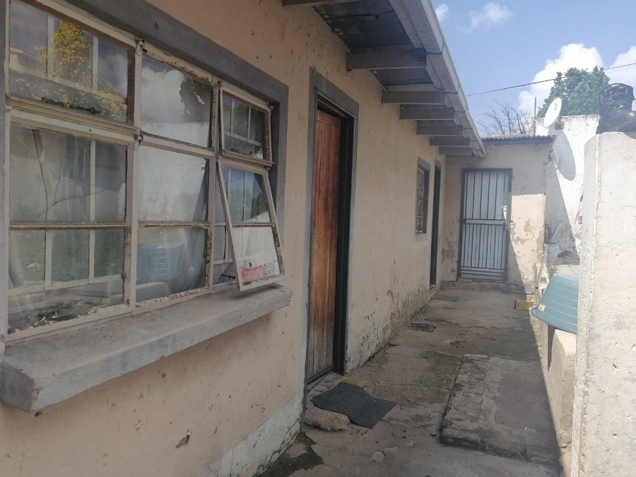 8 Bedroom Property for Sale in Rosettenville Gauteng