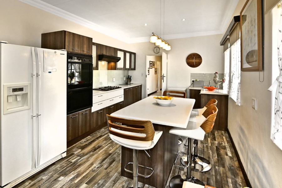 4 Bedroom Property for Sale in Morningside Gauteng
