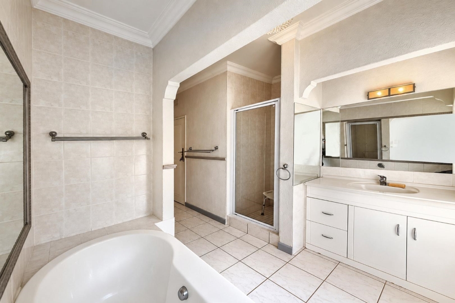 4 Bedroom Property for Sale in Morningside Gauteng