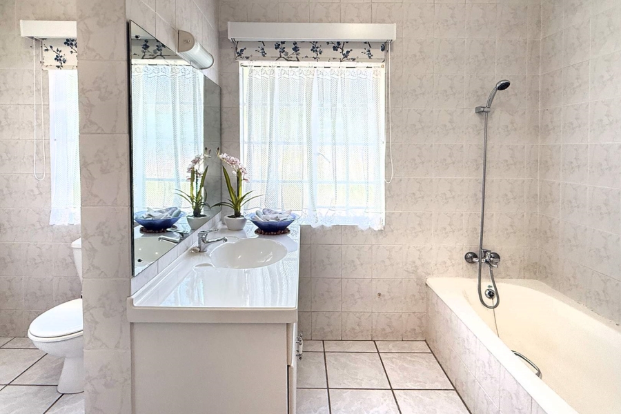 4 Bedroom Property for Sale in Morningside Gauteng