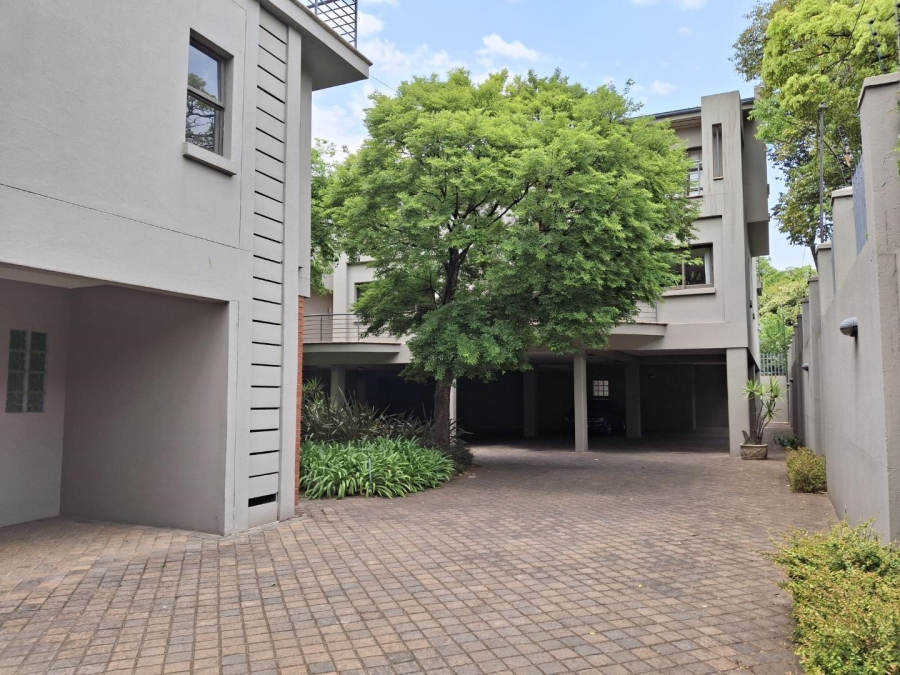 To Let 2 Bedroom Property for Rent in Melrose Gauteng