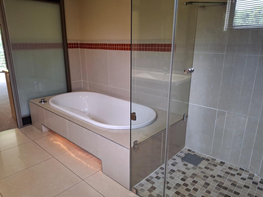 To Let 2 Bedroom Property for Rent in Melrose North Gauteng