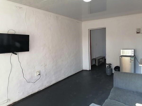 To Let 1 Bedroom Property for Rent in Roseacres Gauteng