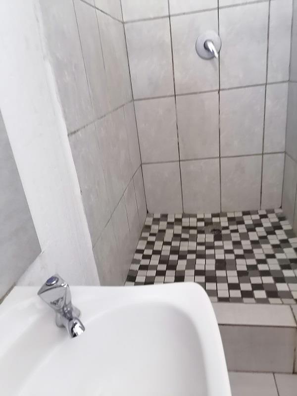 To Let 1 Bedroom Property for Rent in Roseacres Gauteng