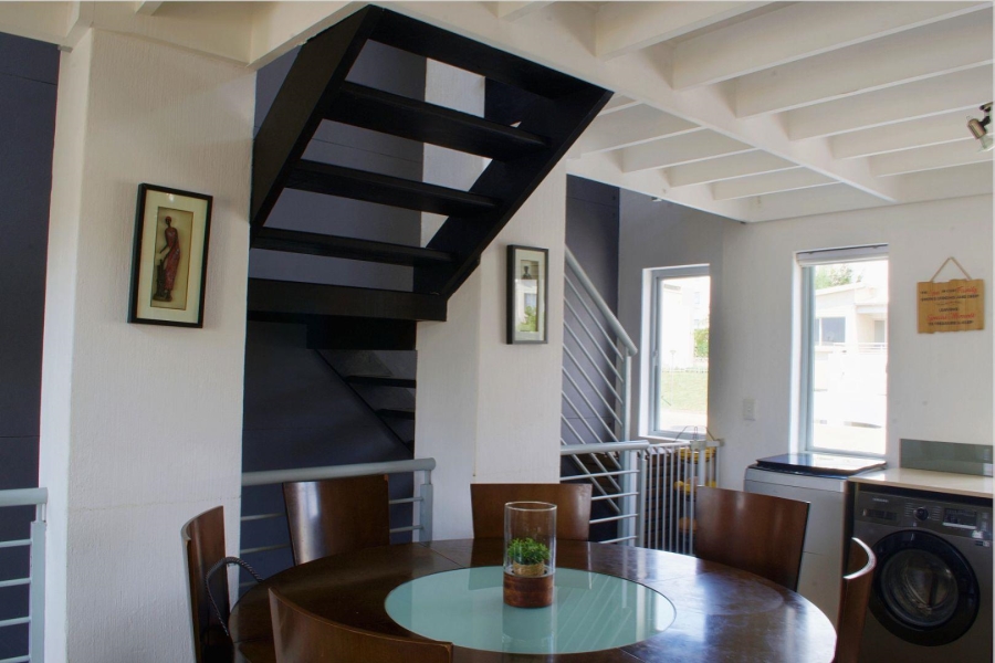 To Let 3 Bedroom Property for Rent in Beverley Gauteng