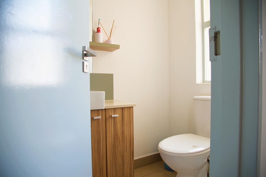 To Let 3 Bedroom Property for Rent in Beverley Gauteng