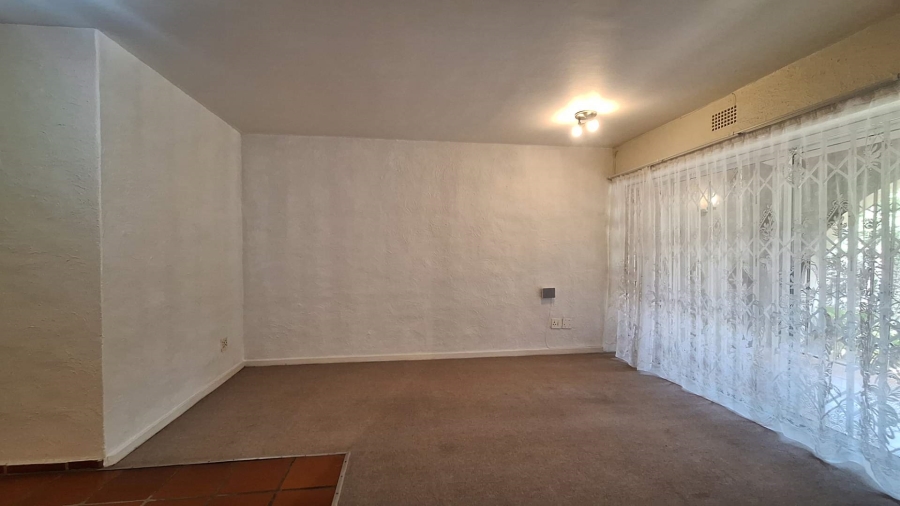 To Let 1 Bedroom Property for Rent in Northcliff Gauteng