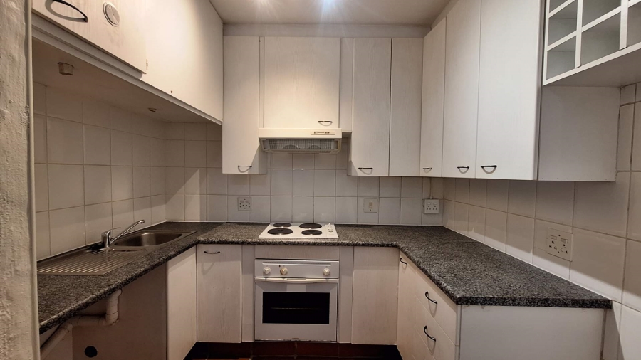 To Let 1 Bedroom Property for Rent in Northcliff Gauteng