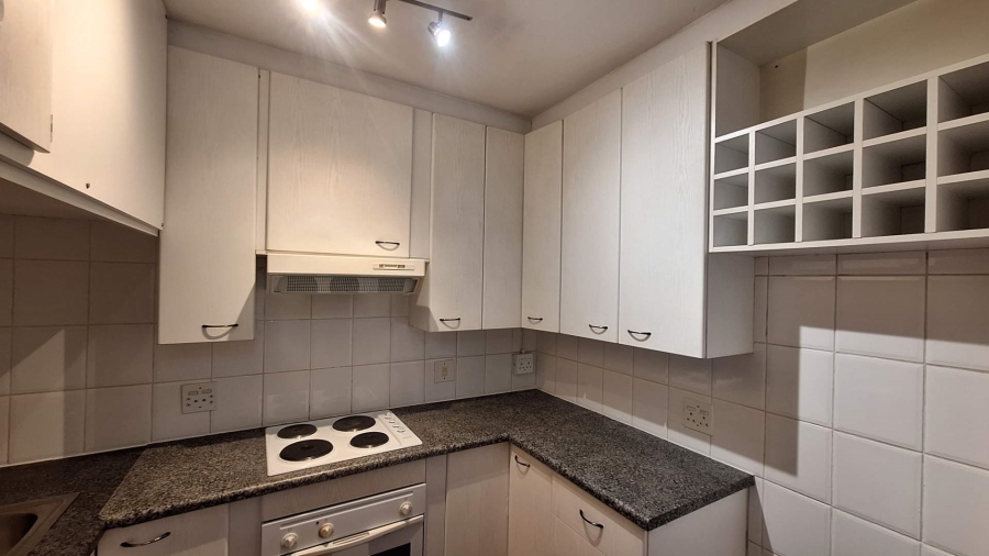 To Let 1 Bedroom Property for Rent in Northcliff Gauteng
