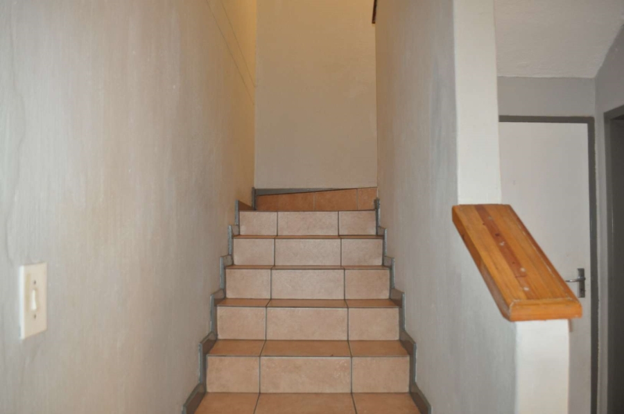 3 Bedroom Property for Sale in Garsfontein Gauteng