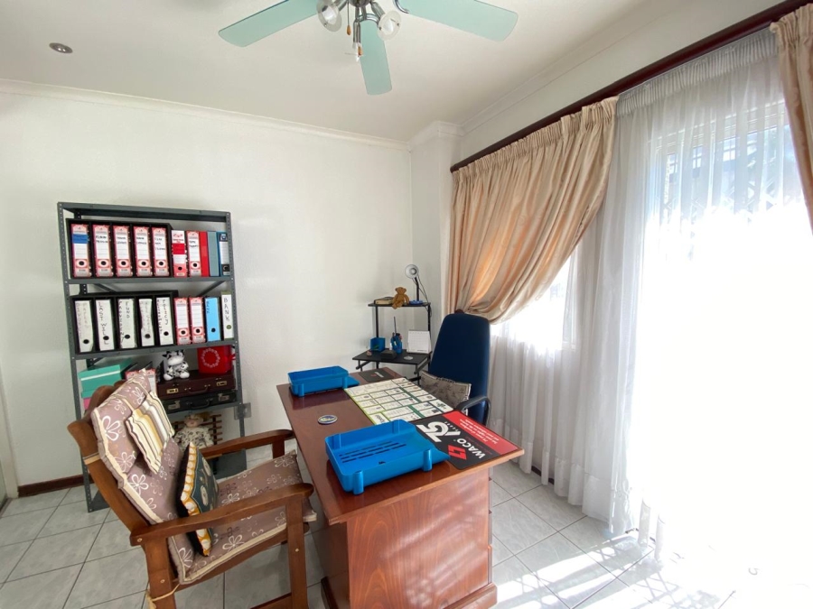 3 Bedroom Property for Sale in Bassonia Gauteng
