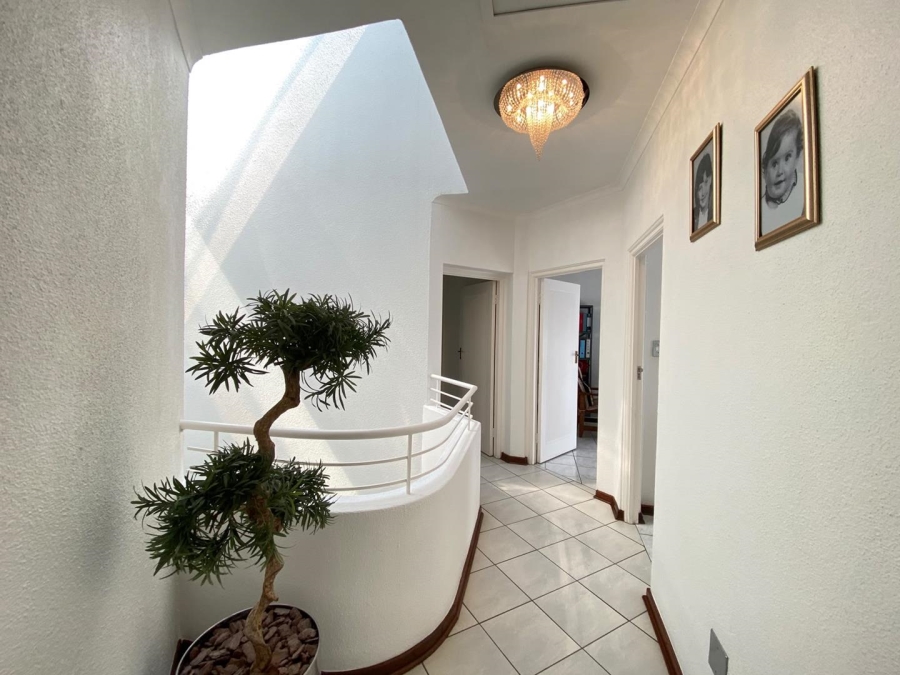 3 Bedroom Property for Sale in Bassonia Gauteng