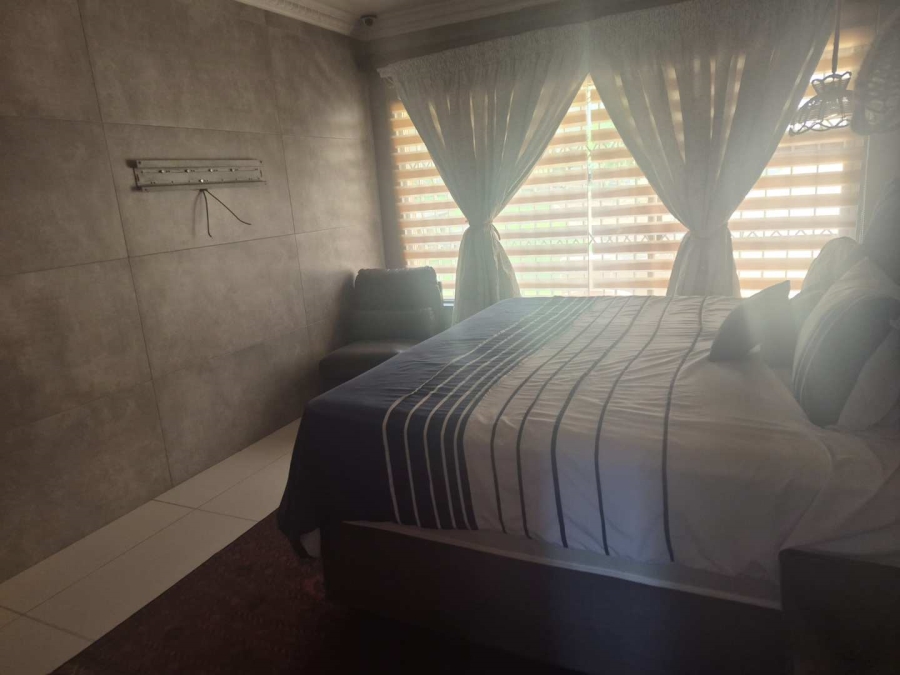 0 Bedroom Property for Sale in Glenanda Gauteng