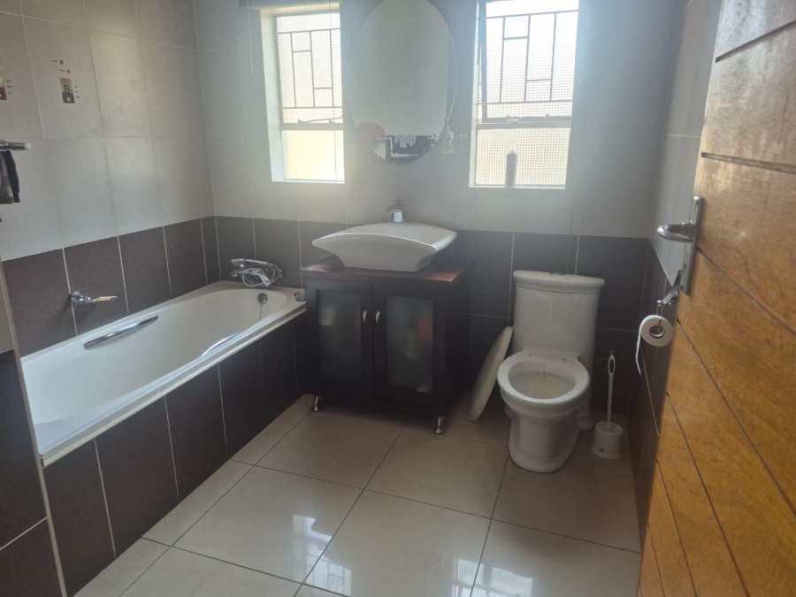 0 Bedroom Property for Sale in Glenanda Gauteng