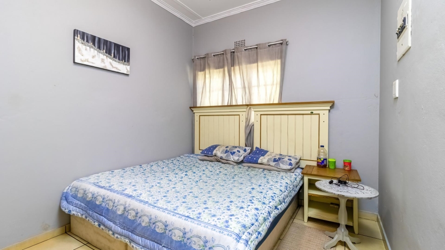 9 Bedroom Property for Sale in Hekpoort Gauteng