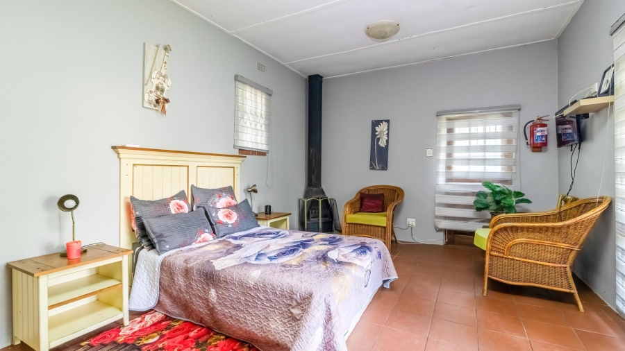9 Bedroom Property for Sale in Hekpoort Gauteng