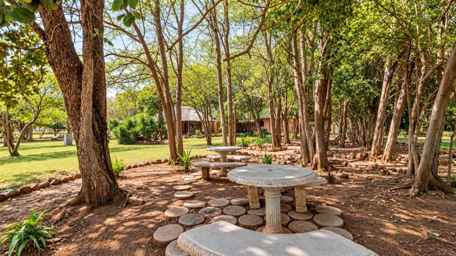 9 Bedroom Property for Sale in Hekpoort Gauteng