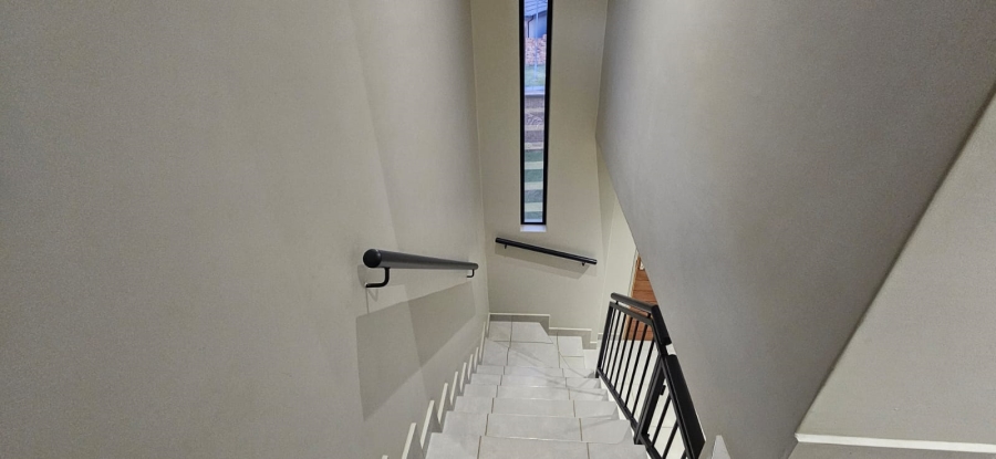 To Let 3 Bedroom Property for Rent in Lion Pride Gauteng