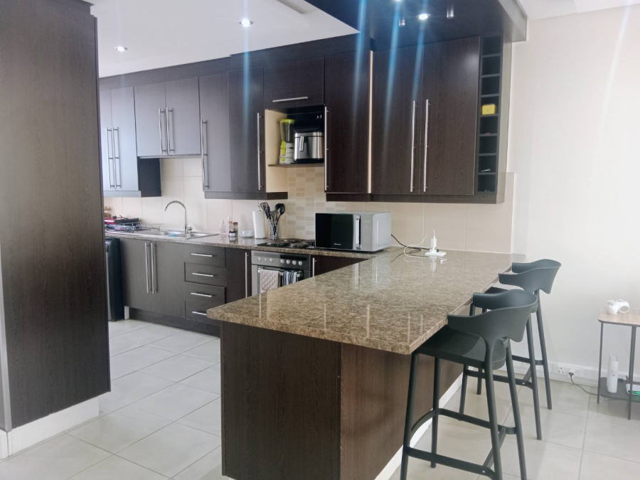 To Let 2 Bedroom Property for Rent in Bedford Gardens Gauteng