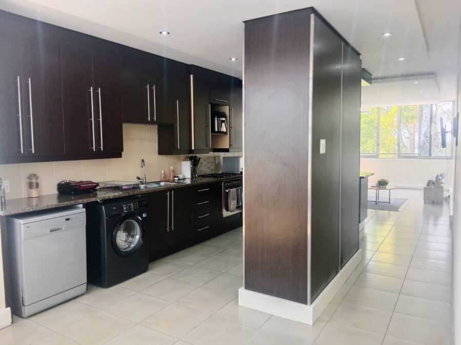 To Let 2 Bedroom Property for Rent in Bedford Gardens Gauteng