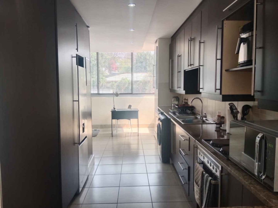 To Let 2 Bedroom Property for Rent in Bedford Gardens Gauteng