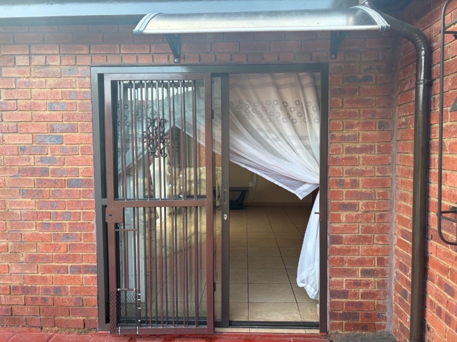 1 Bedroom Property for Sale in New State Areas Gauteng
