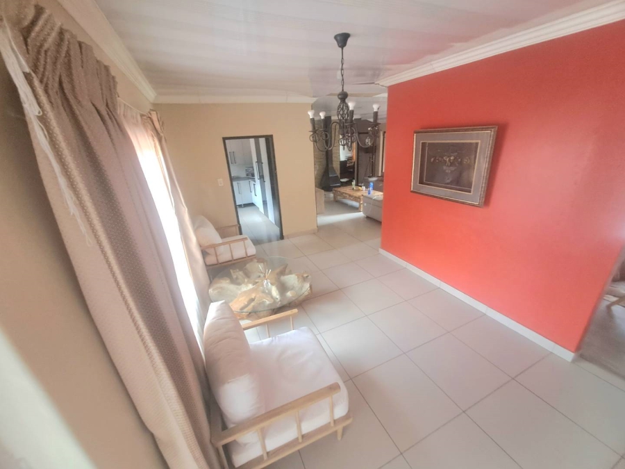 To Let 4 Bedroom Property for Rent in Weavind Park Gauteng