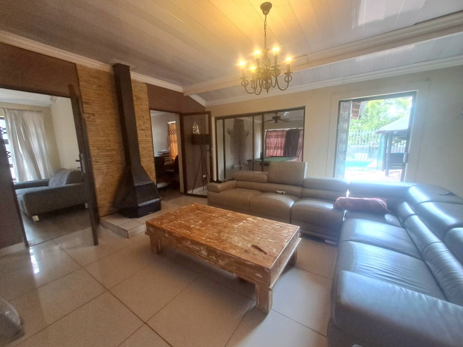 To Let 4 Bedroom Property for Rent in Weavind Park Gauteng