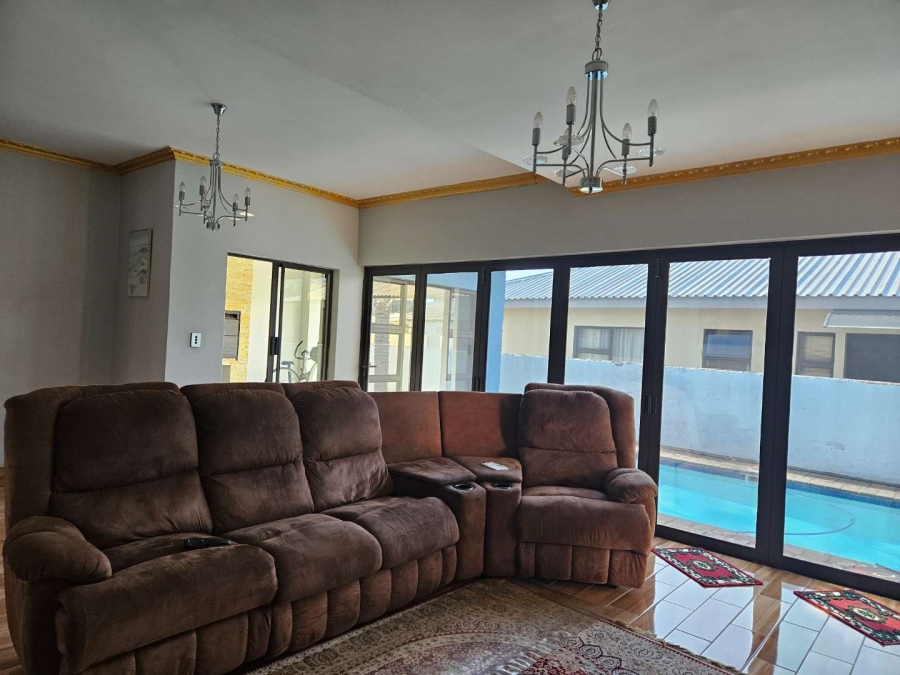 4 Bedroom Property for Sale in Theresa Park Gauteng