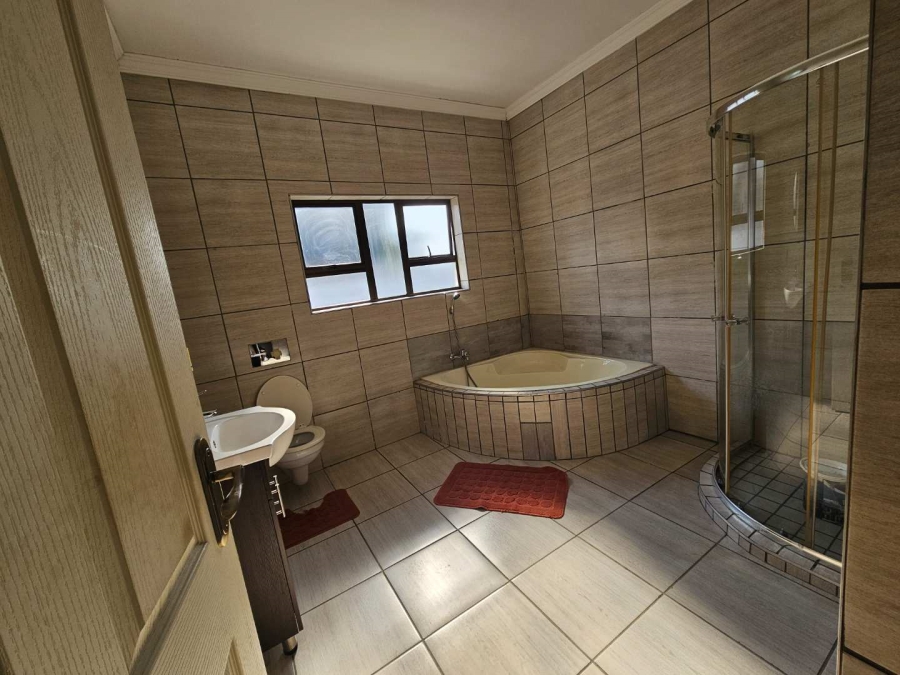 4 Bedroom Property for Sale in Theresa Park Gauteng