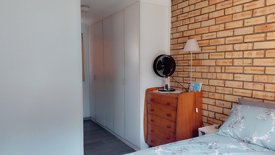 3 Bedroom Property for Sale in Glen Erasmia Gauteng