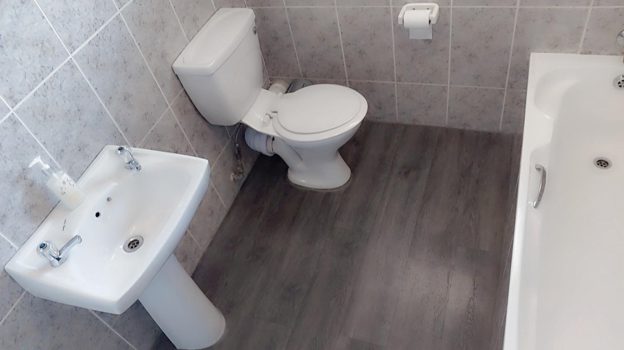 3 Bedroom Property for Sale in Glen Erasmia Gauteng
