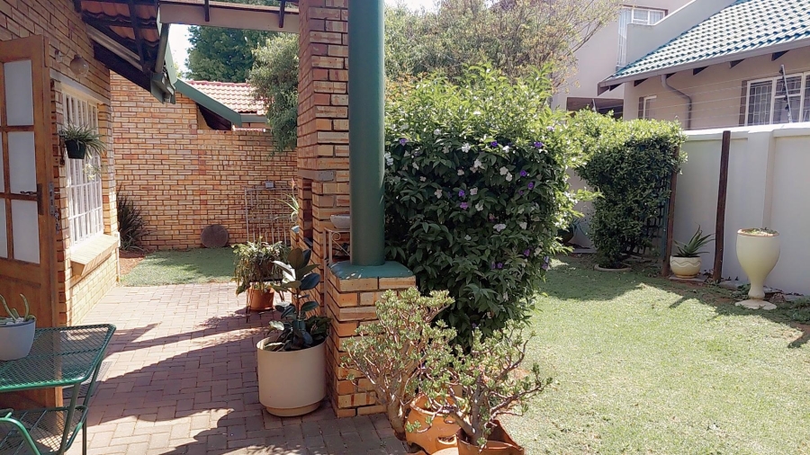 3 Bedroom Property for Sale in Glen Erasmia Gauteng