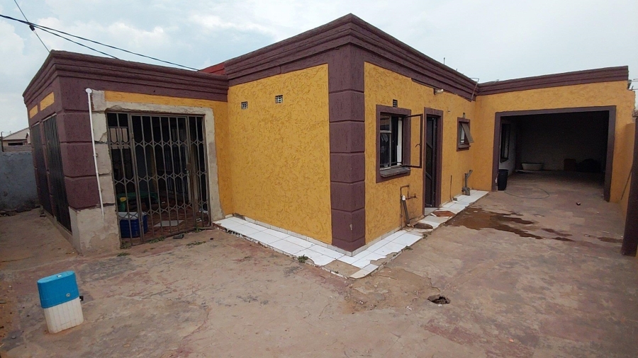 3 Bedroom Property for Sale in Stretford Gauteng