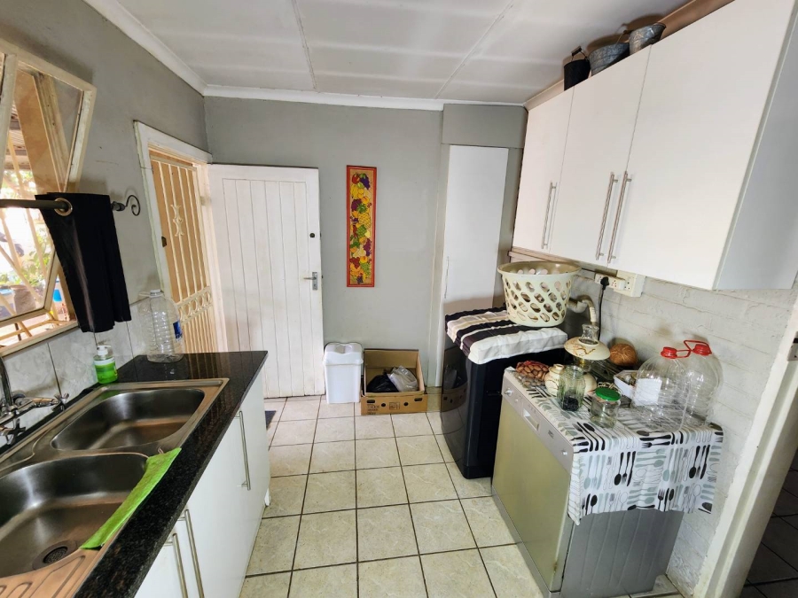 4 Bedroom Property for Sale in Moregloed Gauteng