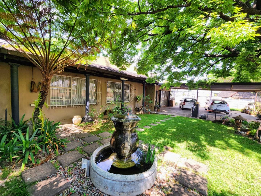 4 Bedroom Property for Sale in Moregloed Gauteng