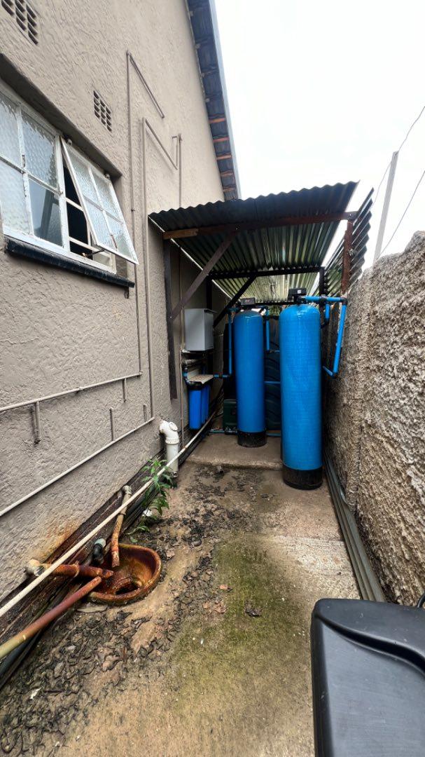 4 Bedroom Property for Sale in Robertsham Gauteng