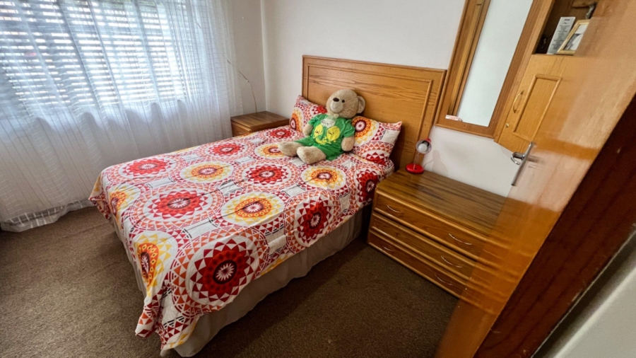 4 Bedroom Property for Sale in Robertsham Gauteng