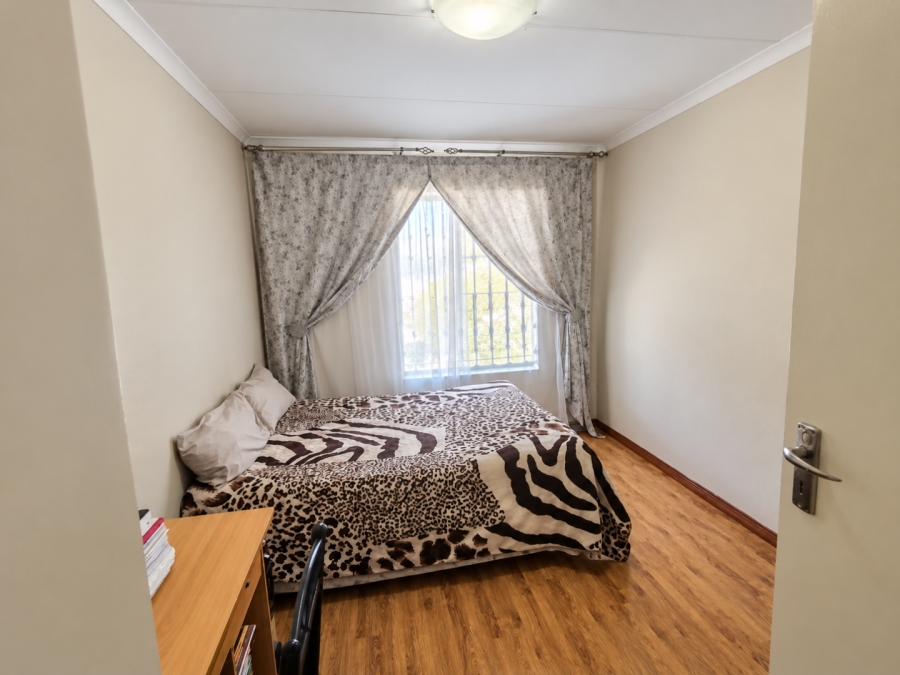 4 Bedroom Property for Sale in Heatherdale Gauteng